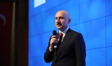 Bakan Karaismailoğlu: Elektronik Haberleşme Sektöründeki Büyüme Son Sürat Devam Ediyor