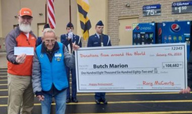 Yaşlı kasiyer için sosyal medyada 140 bin dolar yardım toplandı