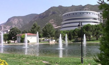 Zarardan Kaçınma, Tekrarlayıcı Düşünme, Kontrol Odağı ve Depresif Belirtiler Arasındaki İlişkiler: Durumsal Aracılık Modeli