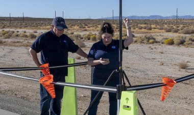 NASA Intern Took Career from Car Engines to Cockpits