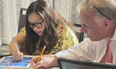 Sun at the Center: Teacher Ambassadors Bring Heliophysics to Classrooms Nationwide